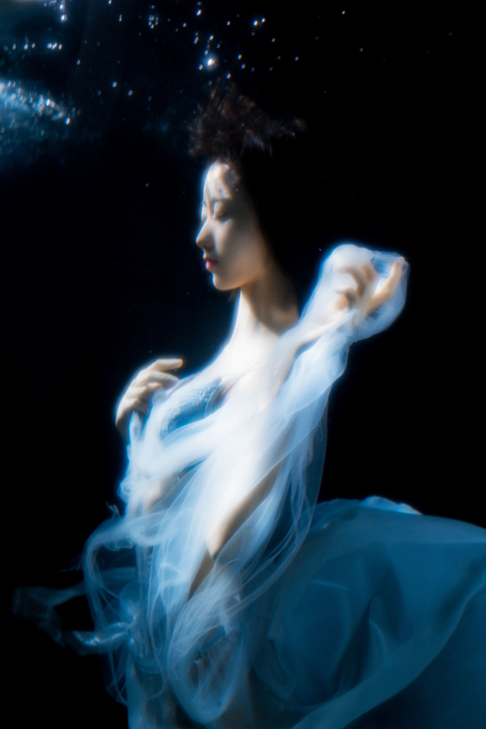 [网红COSER]萌系小姐姐木绵绵OwO清澈水下插图